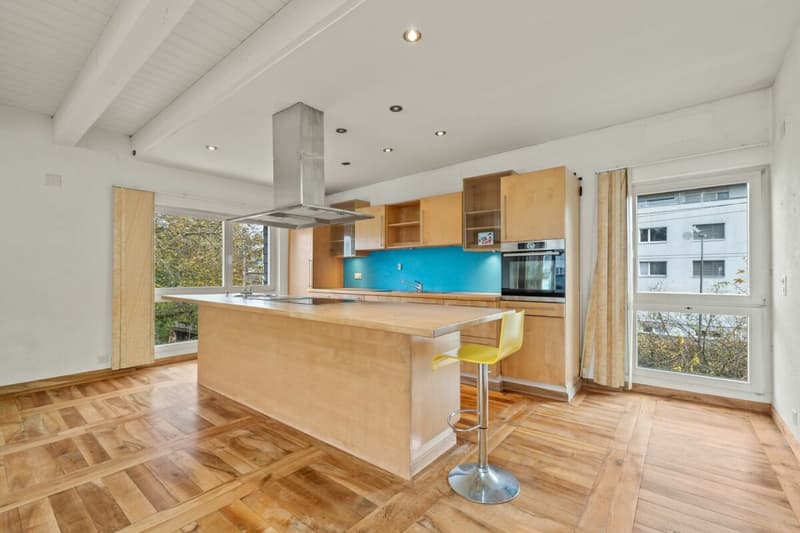 Einfamilienhaus mit Charme und Potenzial in begehrter Lage (im Baurecht) (3)