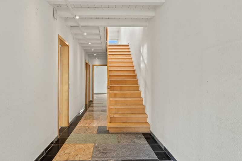 Einfamilienhaus mit Charme und Potenzial in begehrter Lage (im Baurecht) (5)