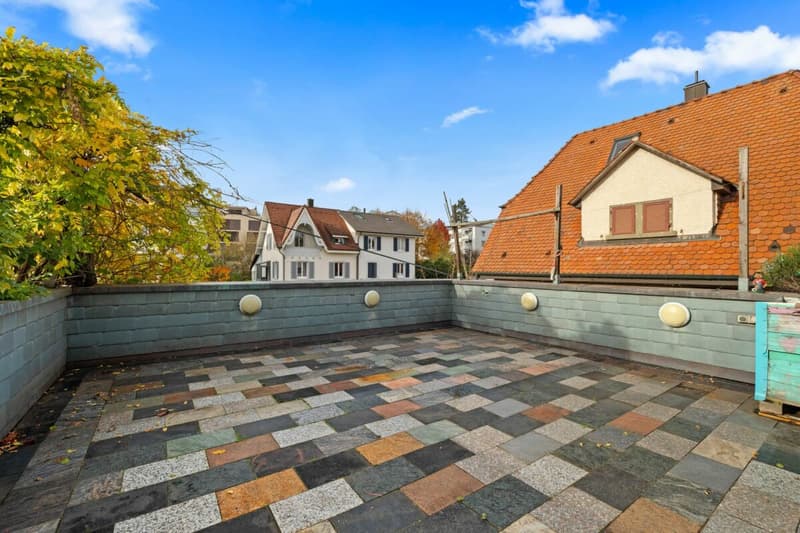 Einfamilienhaus mit Charme und Potenzial in begehrter Lage (im Baurecht) (4)