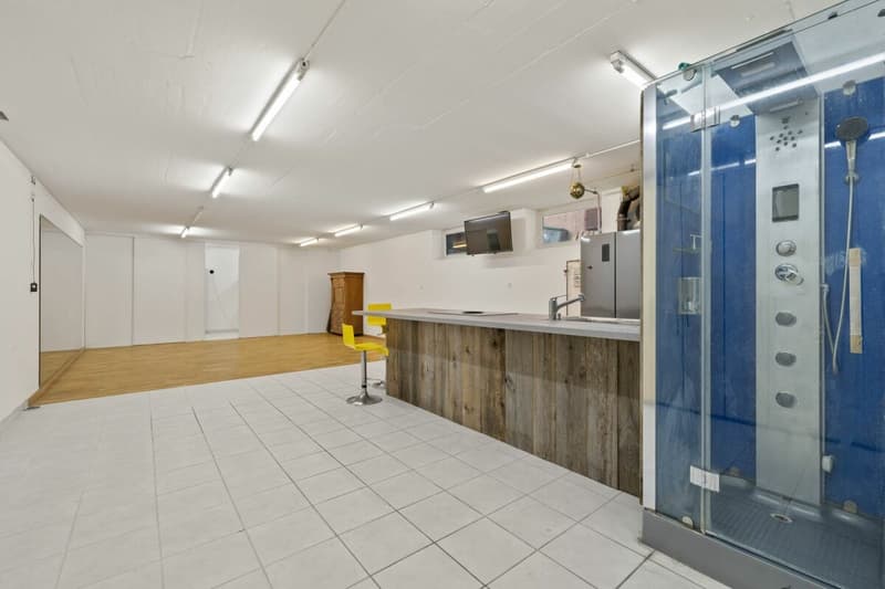 Einfamilienhaus mit Charme und Potenzial in begehrter Lage (im Baurecht) (13)