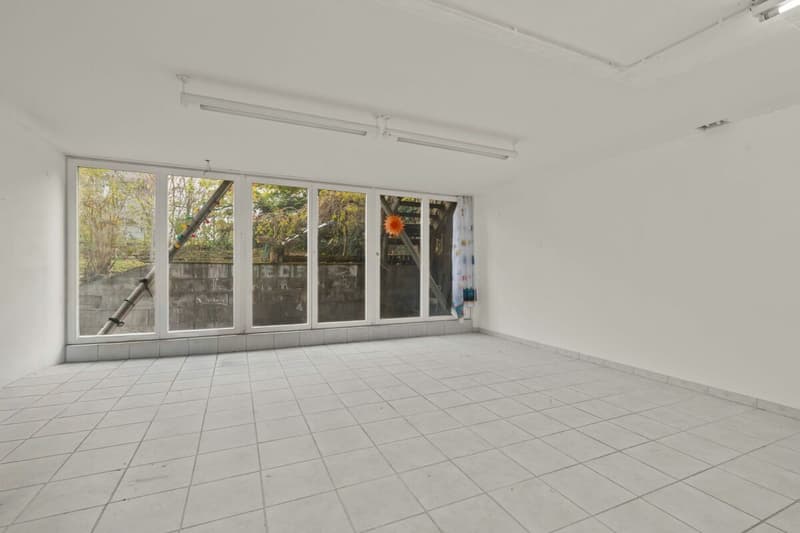 Einfamilienhaus mit Charme und Potenzial in begehrter Lage (im Baurecht) (11)