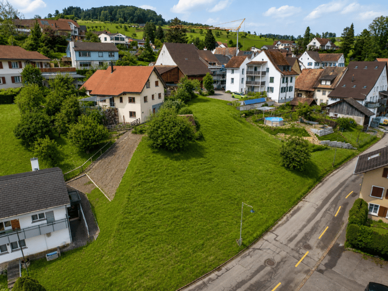 Bauland mit Baubewilligung für 2 Einfamilienhäuser (2)