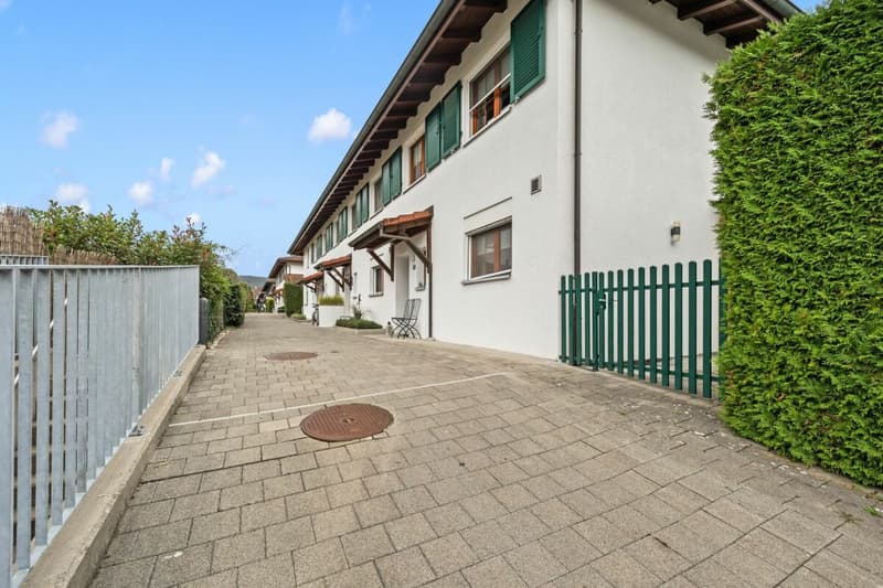 Familienglück in Möhlin - modernes Einfamilienhaus mit grosszügigem Garten (23)