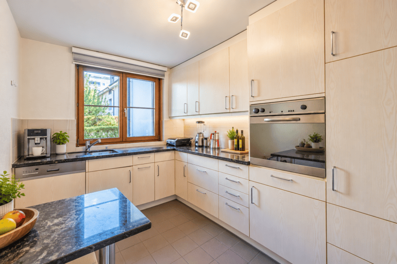 Wohnen wie im eigenen Haus - charmante Maisonettewohnung mit Wintergarten (4)