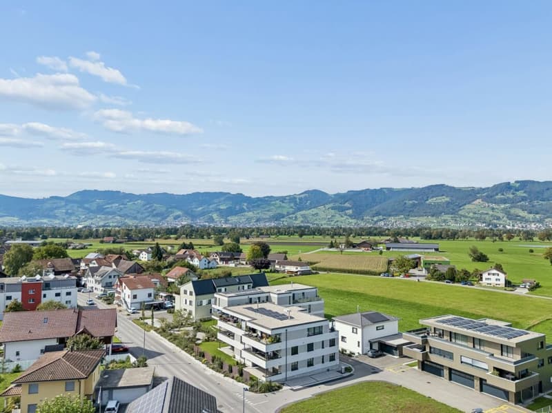 Erstbezug: 4.5-Zi-Gartenwohnung mit 57 m² Garten und Doppelgarage (1)