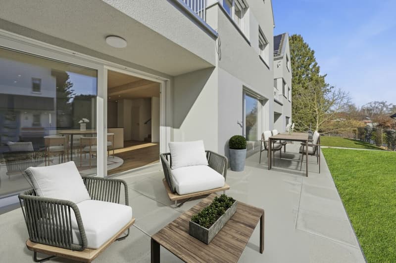 Modern semi-detached house with plenty of space, high-quality finishes, and a garden in Stein am Rhein (3)