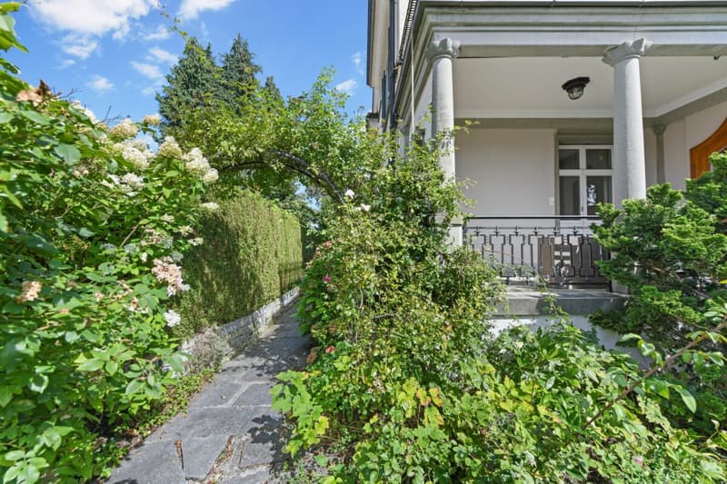 Historische Jugendstilvilla mit Charme, grossem Garten und viel Platz für Ihre Wohnträume (41)