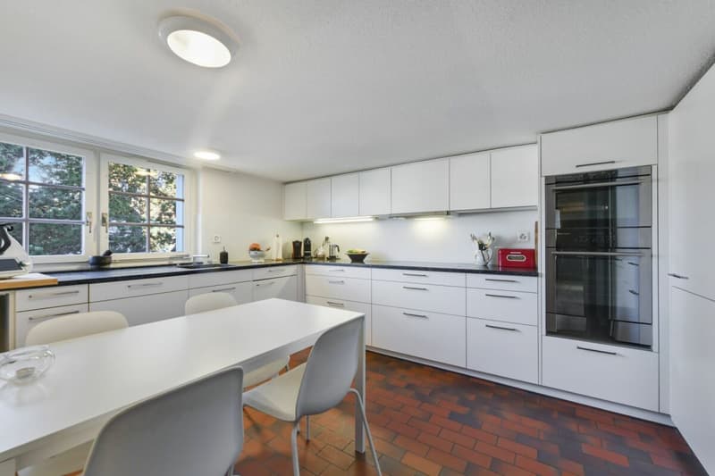 6.5 ZIMMER DOPPELEINFAMILIENHAUS MIT GROSSEM GARTEN UND EINLIEGERWOHNUNG (7)
