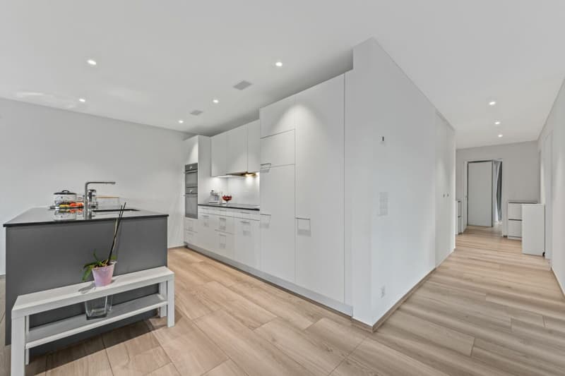Exklusive Gartenwohnung mit Terrasse und idyllischem Garten in zentraler Lage (5)