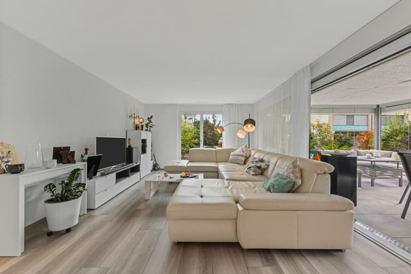 Exklusive Gartenwohnung mit Terrasse und idyllischem Garten in zentraler Lage (10)