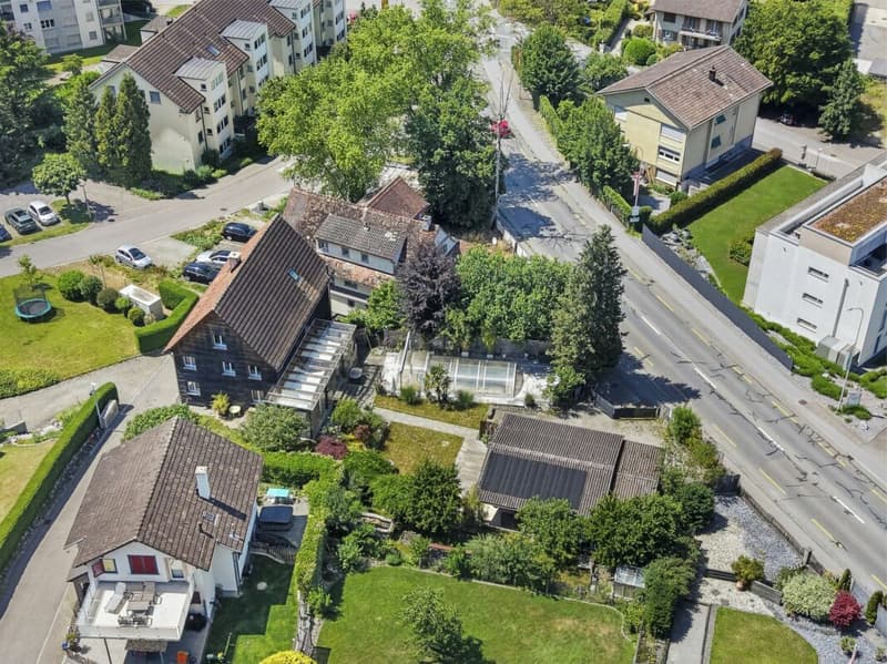 Charme trifft Komfort - Ihr stilvoll saniertes Zuhause mit Pool in Bischofszell (37)