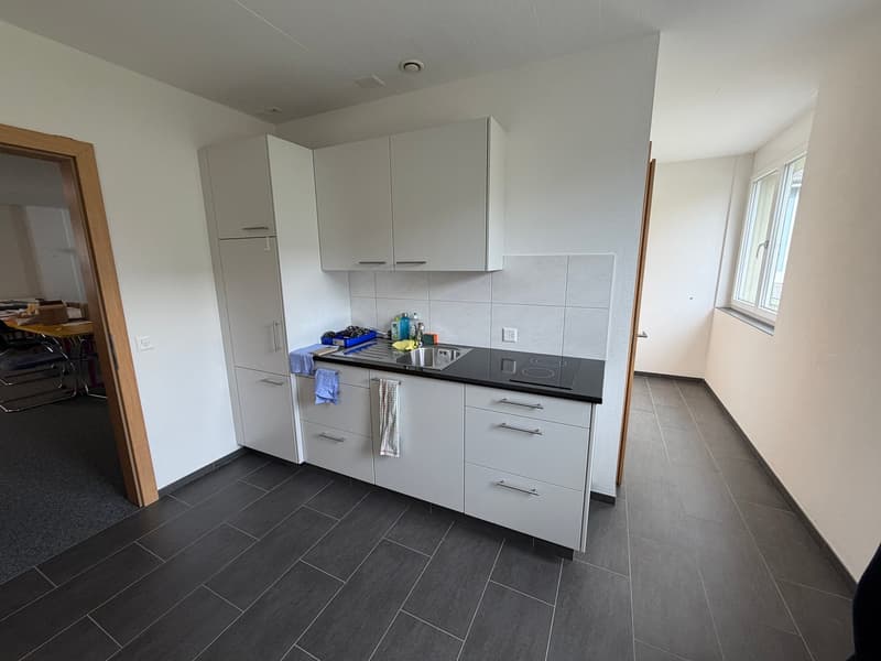 Modernes 3-Zimmer-Büro im Erdgeschoss in Oberriet (4)