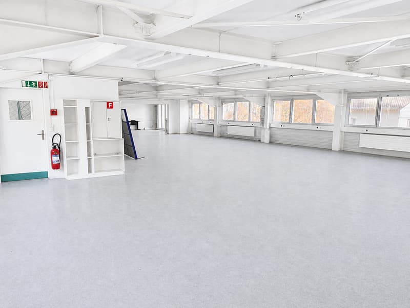 À louer à Orvin – petites surfaces pour atelier, bureau ou stockage (9)