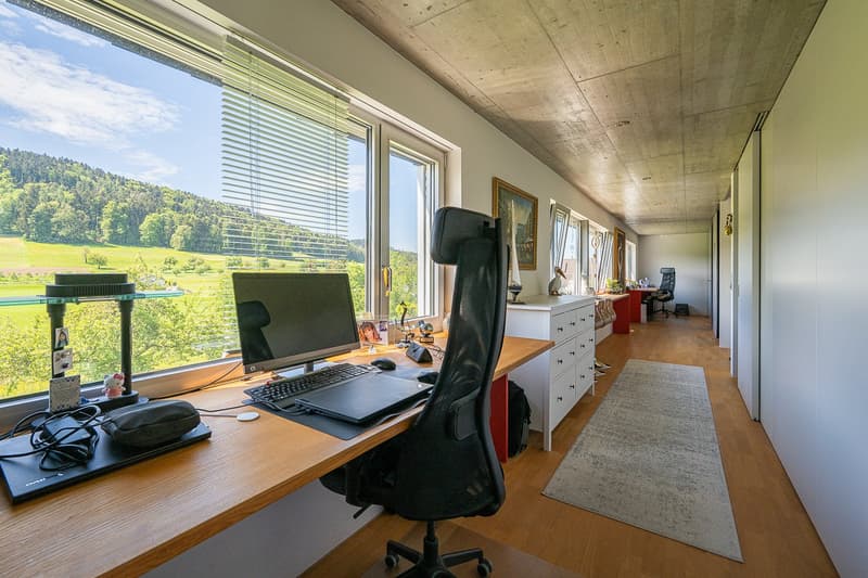 Freistehendes 5.5-Zimmer-EFH mit Aussicht auf den Eppenberg (25)