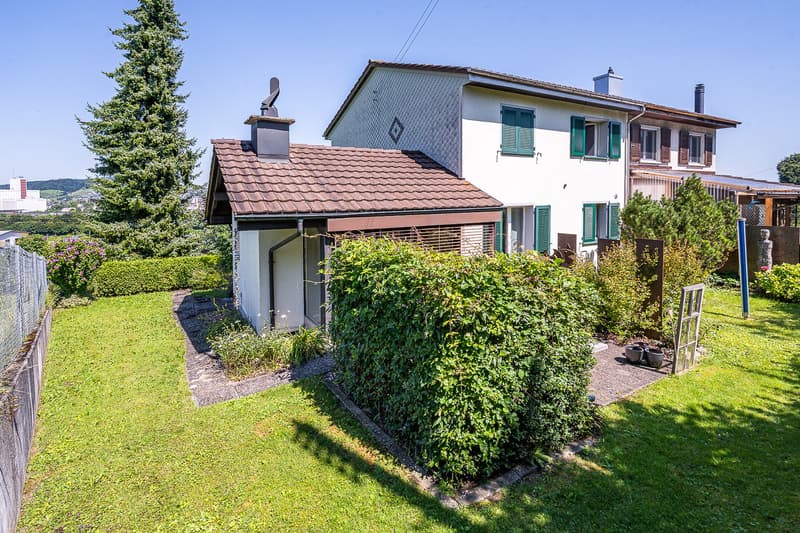 Gemütliches Doppeleinfamilienhaus mit grünem Rückzugsort (4)