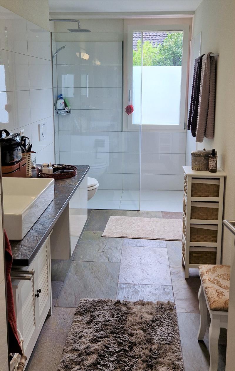 Moderne 3.5-Zimmer-Terrassenwohnung - private Wohnoase in Meiringen (15)