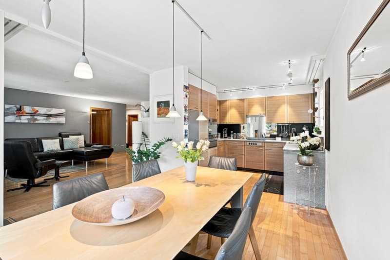 Familienfreundliche 5.5-Zimmer-Gartenwohnung - zentral in Meiringen (14)