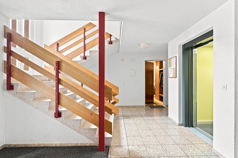 Familienfreundliche 5.5-Zimmer-Gartenwohnung - zentral in Meiringen (8)