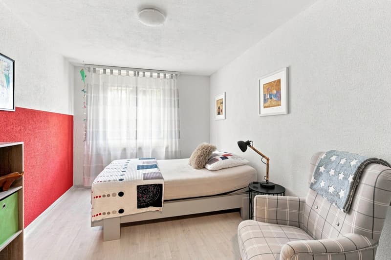 Familienfreundliche 5.5-Zimmer-Gartenwohnung - zentral in Meiringen (24)