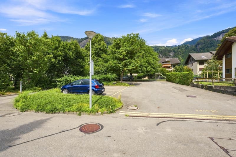 Familienfreundliche 5.5-Zimmer-Gartenwohnung - zentral in Meiringen (38)