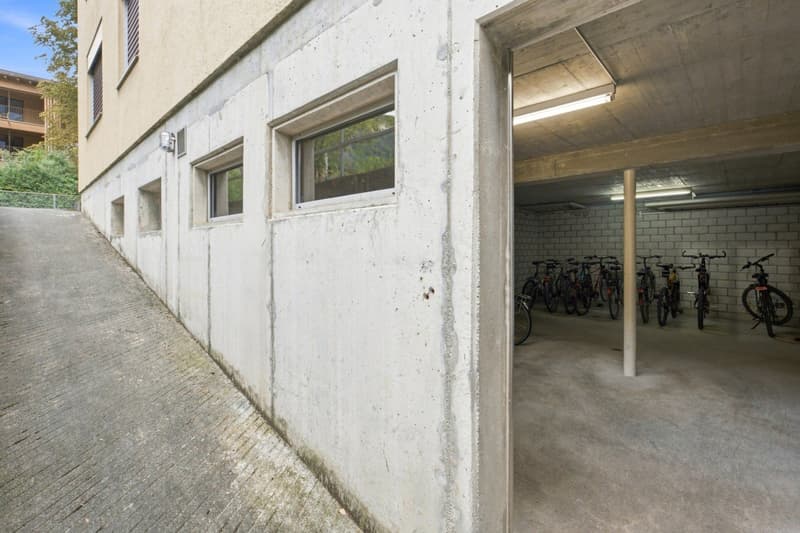 Familienfreundliche 5.5-Zimmer-Gartenwohnung - zentral in Meiringen (32)