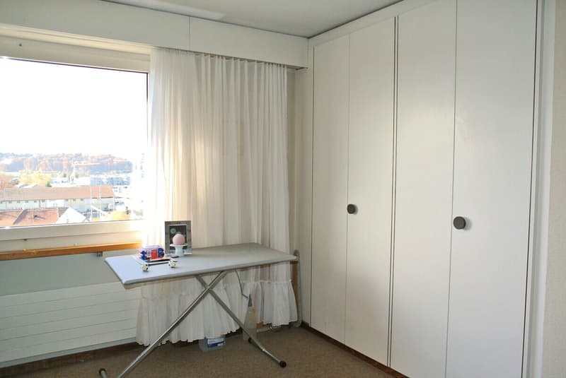 Zimmer mit Einbauschrank