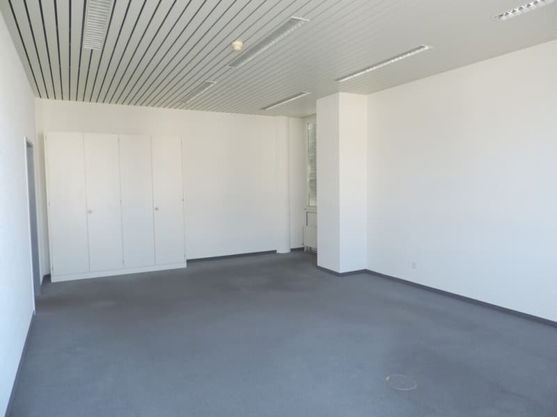 Attraktive Büro- und Gewerberäume mit optimaler Anbindung (3)