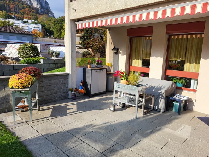 Helle 4.5-Zimmer Gartenwohnung mit sonnigem Sitzplatz (5)