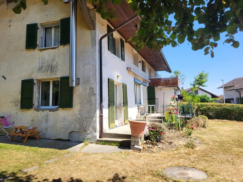 Grosses 2-Familienhaus mit mechanischer Werkstatt (5)