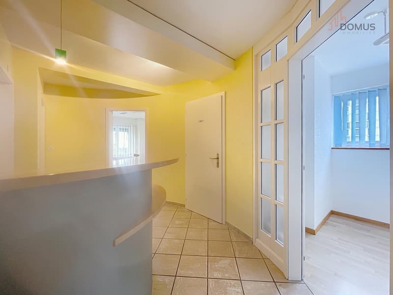 À louer ? Bureaux polyvalents de 76 m² en face de la gare de Delémont (2)