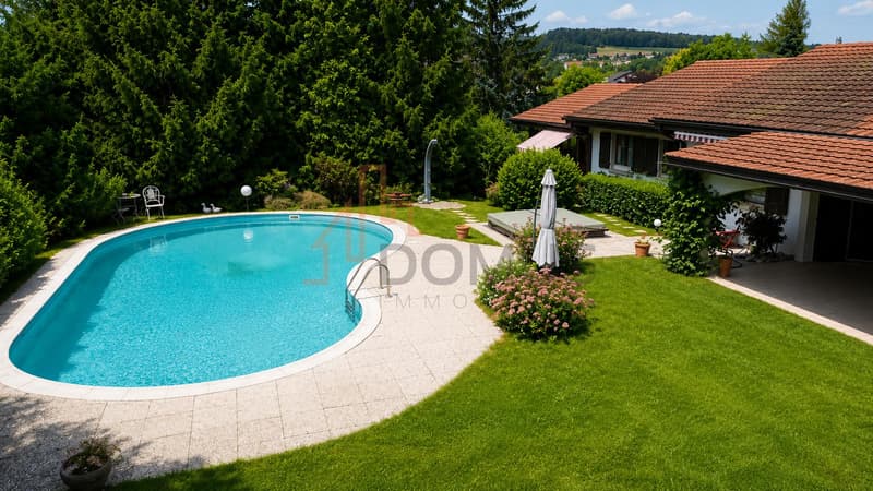 Villa individuelle avec piscine sur magnifique parcelle arborisée (5)