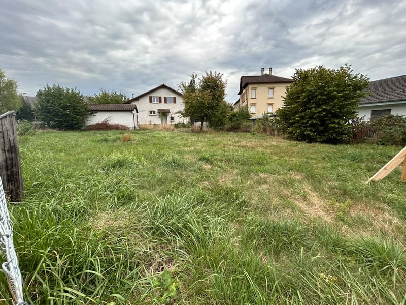 Terrain à bâtir d'env. 500 m² au centre de Courgenay (2)