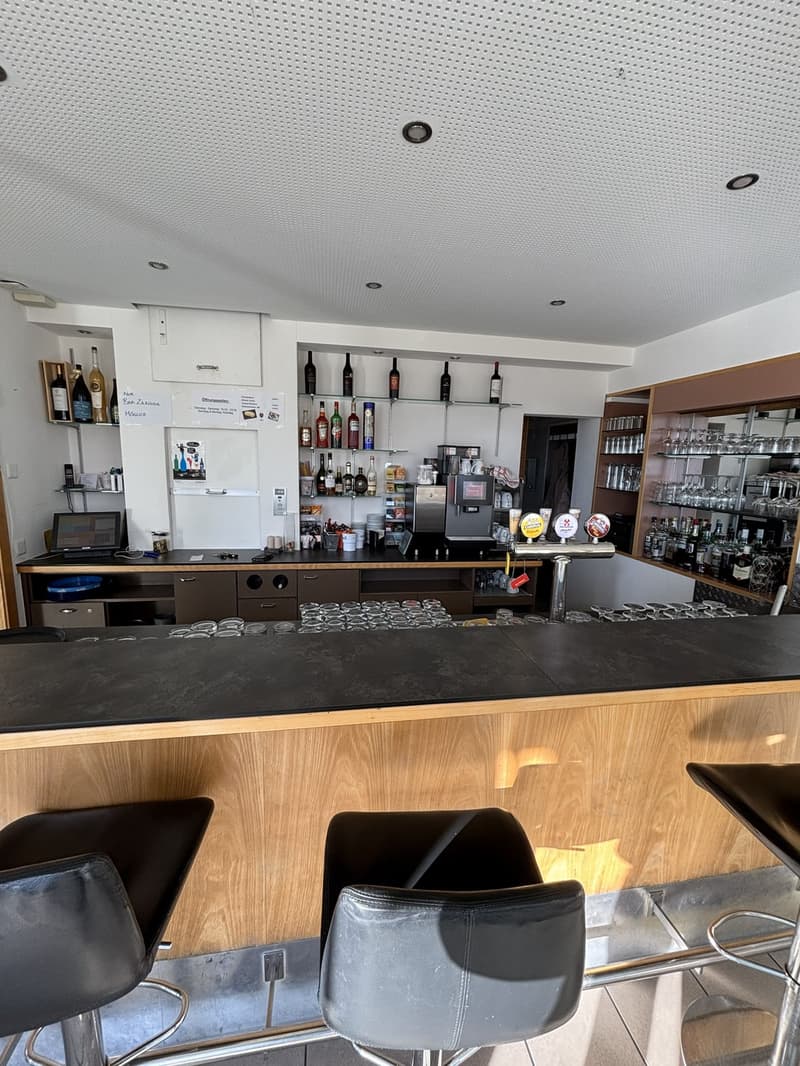 Restaurant in prime location in Wünnewil (5)