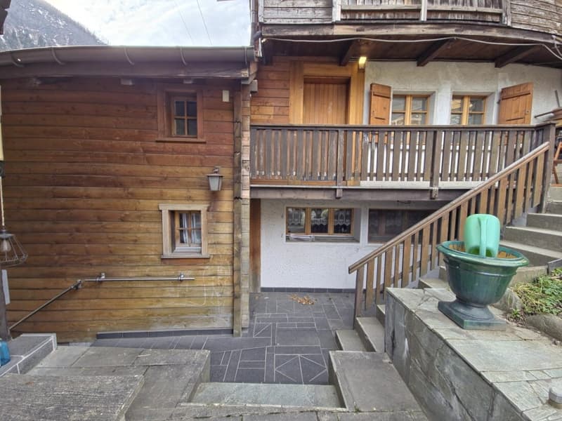 4.5-room apartment with rustic charm (11)