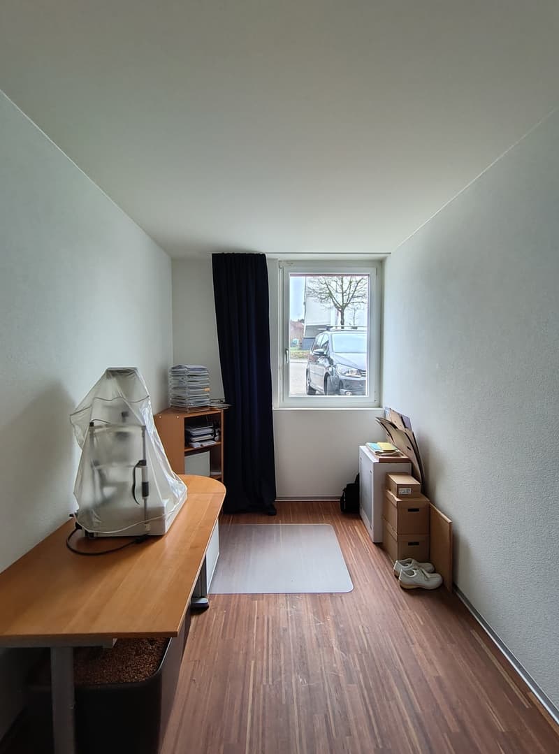 Praxisraum zu vermieten / verkaufen  Bodenmattstrasse 1, Schmitten (7)