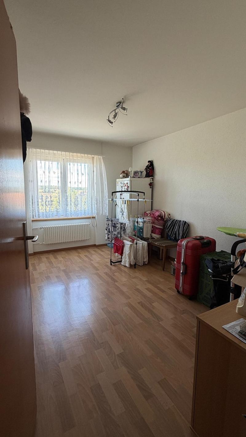 Schöne 4.5-Zimmerwohnung im 3. Stock (10)