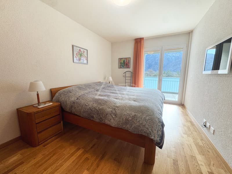 APPARTEMENT 2.5 PIÈCES AUX BAINS DE SAILLON - VENDU MEUBLÉ AVEC VÉRANDA (4)