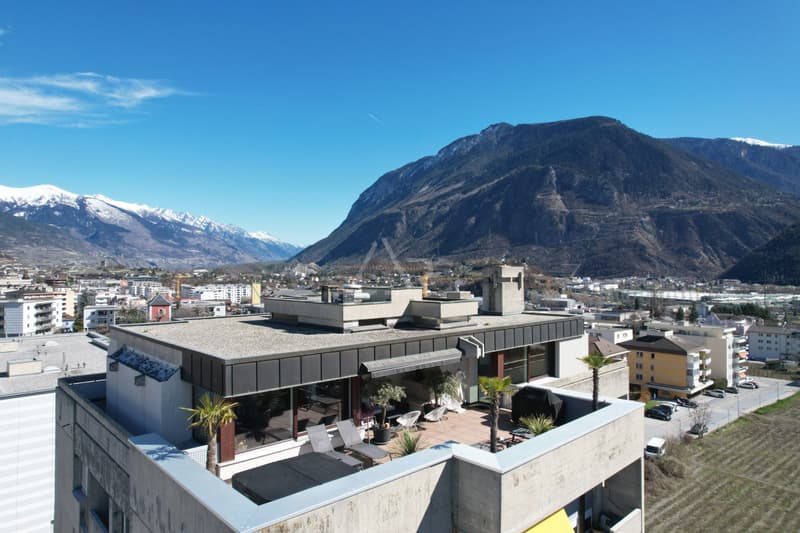 DUPLEX D'EXCEPTION DE 8.5 PIÈCES AVEC ASCENSEUR PRIVATIF ET VUE PANORAMIQUE À SIERRE (9)