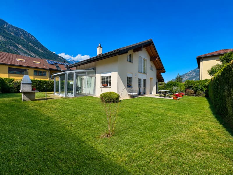 VILLA INDIVIDUELLE DE 5.5 PIÈCES AVEC JARDIN ET VÉRANDA À SAXON (2)
