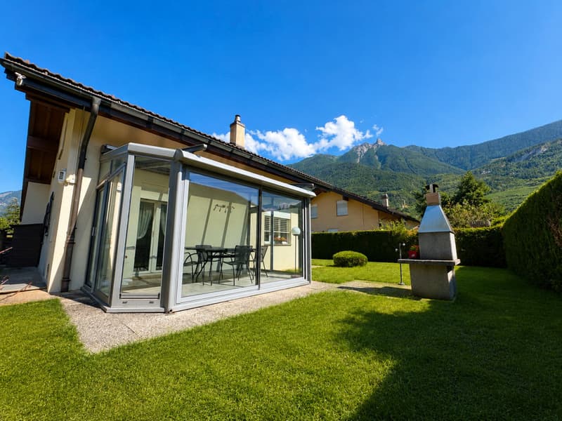 VILLA INDIVIDUELLE DE 5.5 PIÈCES AVEC JARDIN ET VÉRANDA À SAXON (4)