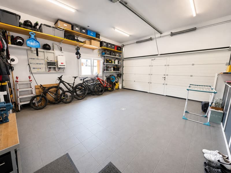 VILLA 6.5 PIÈCES AVEC GRAND JARDIN ET VUE DÉGAGÉE (11)