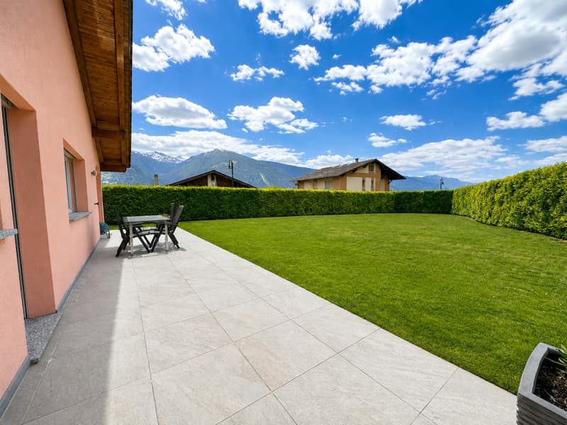 VILLA 6.5 PIÈCES AVEC GRAND JARDIN ET VUE DÉGAGÉE (10)