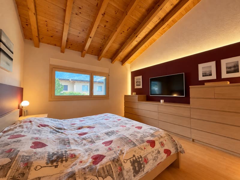 VILLA INDIVIDUELLE PARFAITEMENT ENTRETENUE AVEC GRAND JARDIN (9)