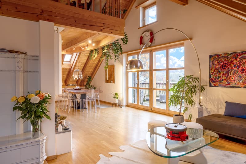 Charmante 5½-Zimmer Dach-Maisonettewohnung in Zollikerberg