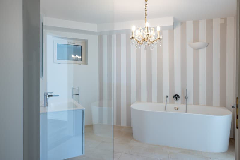 5½-Zimmer Haus mit Pool und herrlicher Weitsicht (3)