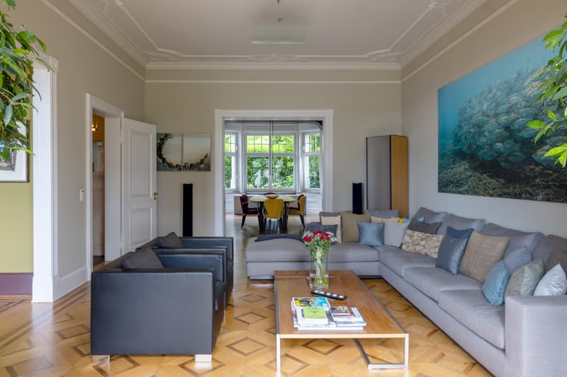Exklusive 4½-Zimmer Maisonettewohnung in Zürich-Enge (2)