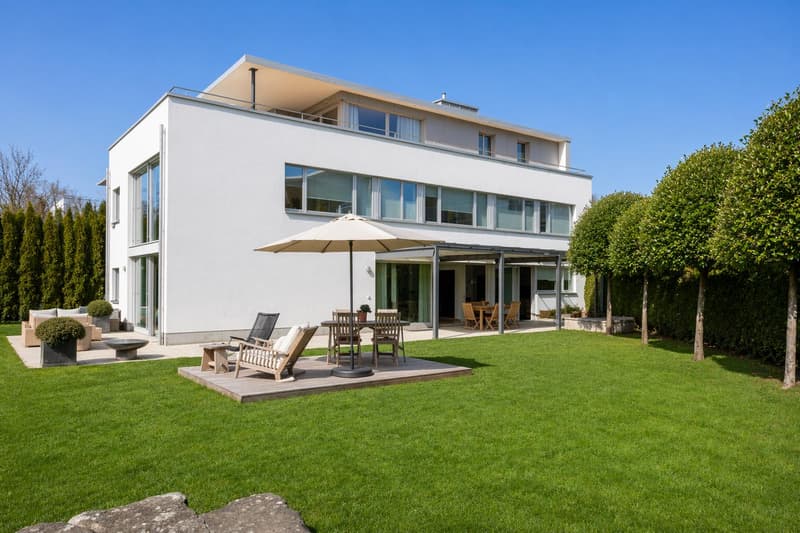 Modernes 6½- bis 7½-Zimmer Einfamilienhaus in Küsnacht. (1)