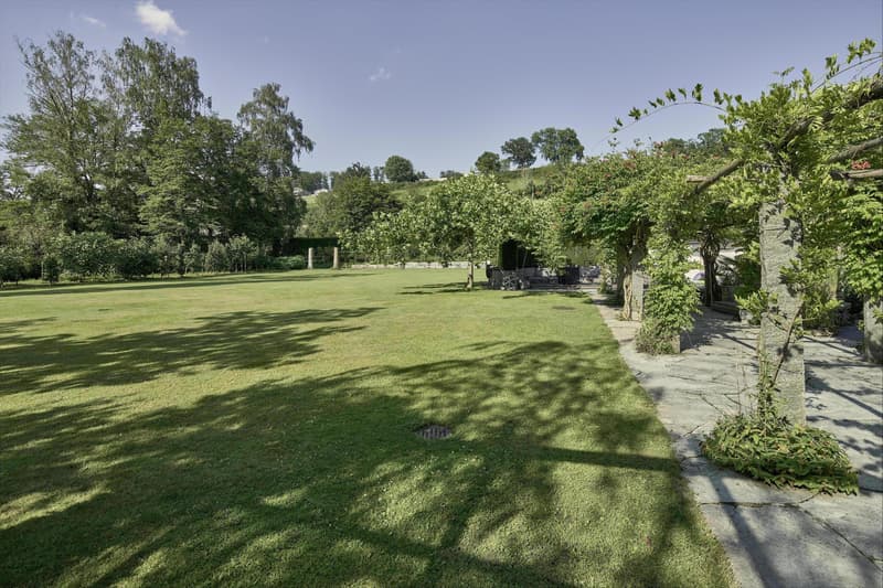 parkähnlicher Garten