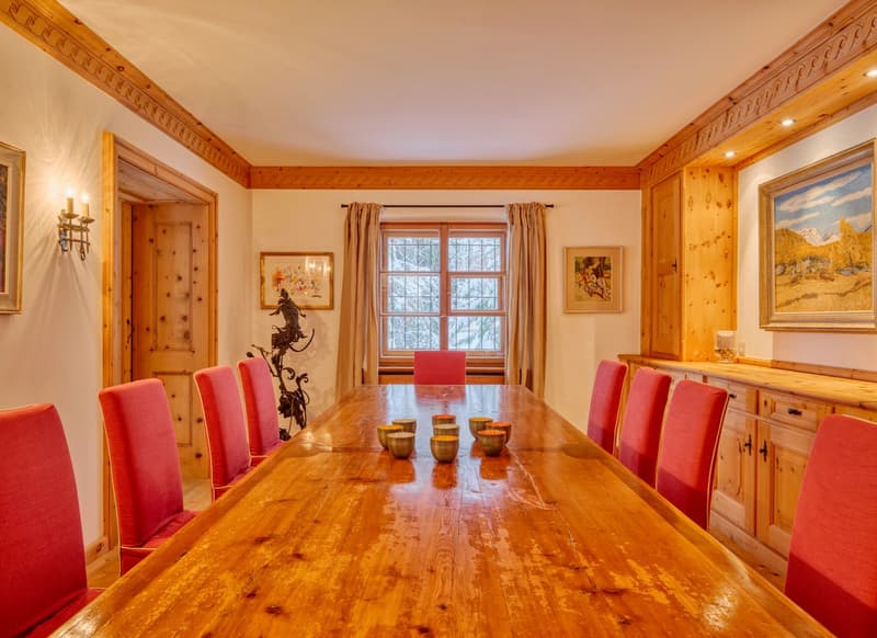 Chesa Nova - Villa an sonniger Zentrumslage in St. Moritz Dorf. (3)