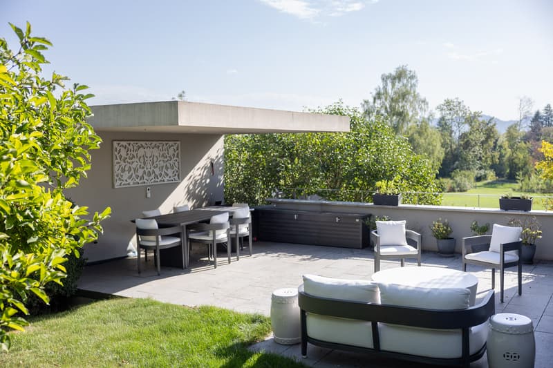 Barrierefreie 6-Zimmer Garten-Maisonettewohnung mit Privatlift. (1)